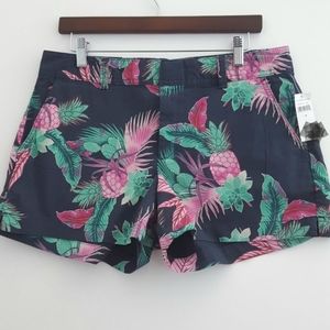 Gap tropical floral city shorts stretch mid rise